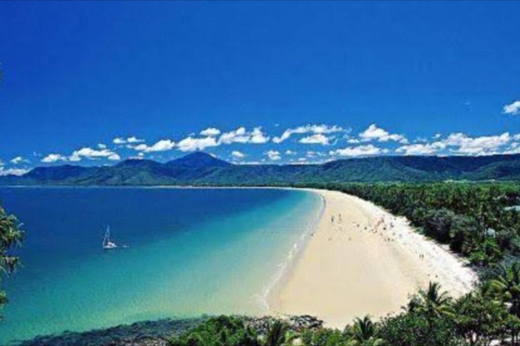 Tropical One Bedroom At The Mediterranean Apartment Port Douglas