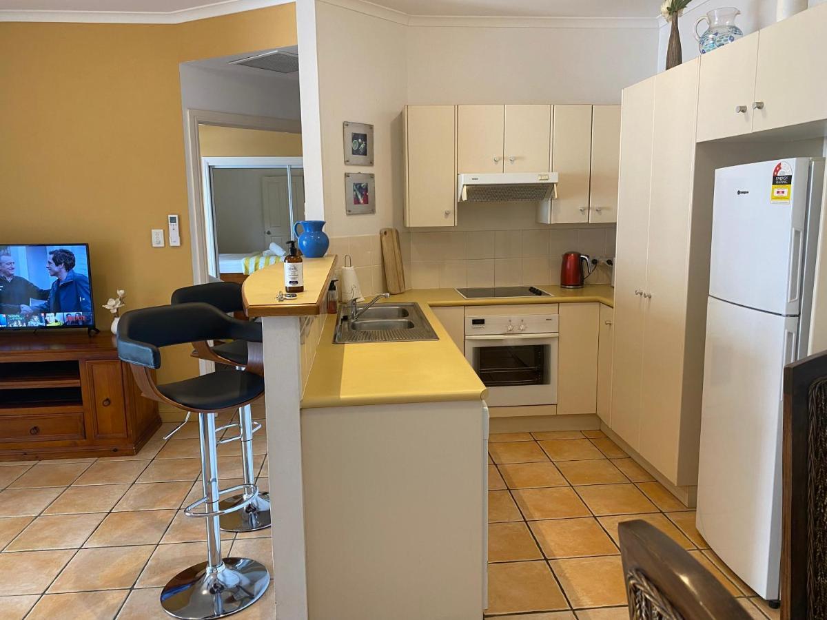 Tropical One Bedroom At The Mediterranean Apartment Port Douglas